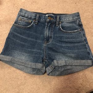 Billabong mom shorts